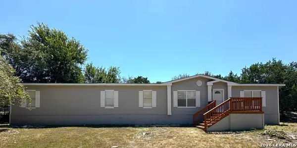 491 Tejas Trl, Bandera, TX 78003