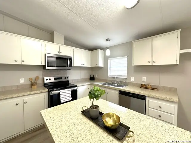 491 Tejas Trl, Bandera, TX 78003 - #3