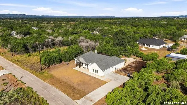 341 Park Rd, Bandera, TX 78003 - #2
