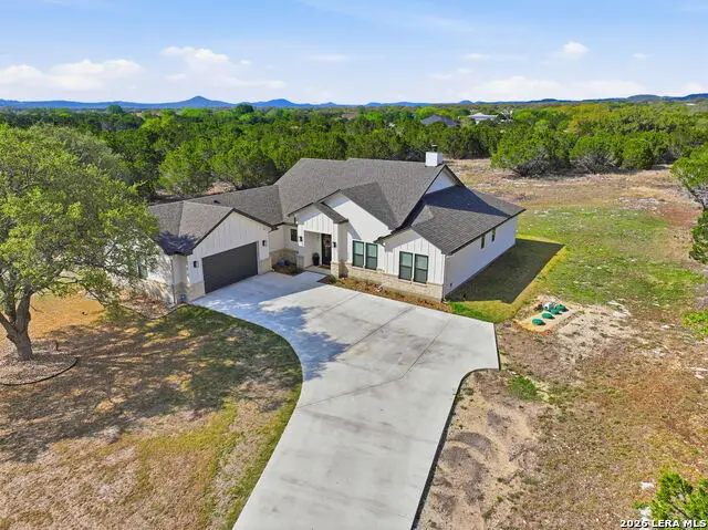 541 Rio Azul Dr, Pipe Creek, TX 78063 - #1