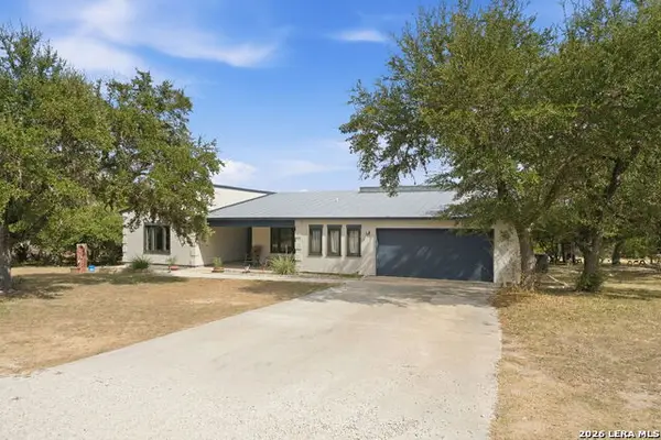 3550 Rebecca Creek Rd, Canyon Lake, TX 78133