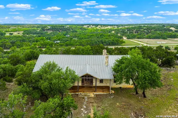 7625 N State Highway 16, Fredericksburg, TX 78624