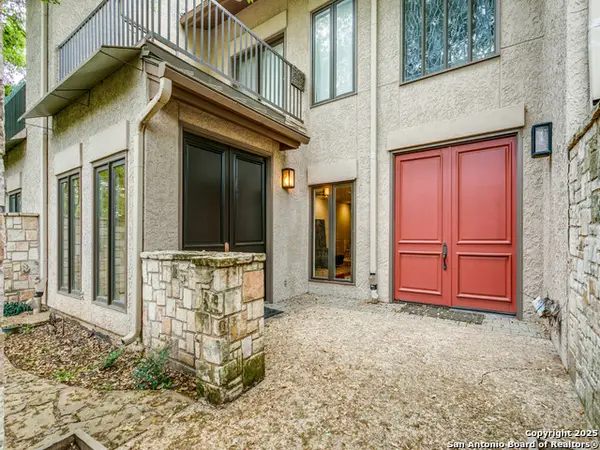 8000 Donore Pl #11, San Antonio, TX 78229
