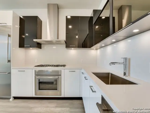 123 Lexington Ave #1403, San Antonio, TX 78205 - #2