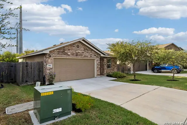 2902 Lindenwood Run, San Antonio, TX 78245 - #3
