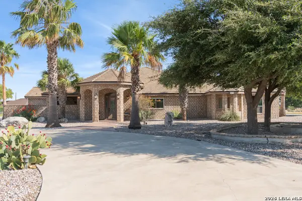 103 The Oak, Del Rio, TX 78840