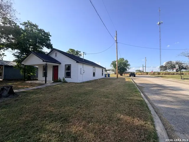 539 Waco St, Pleasanton, TX 78064 - #3