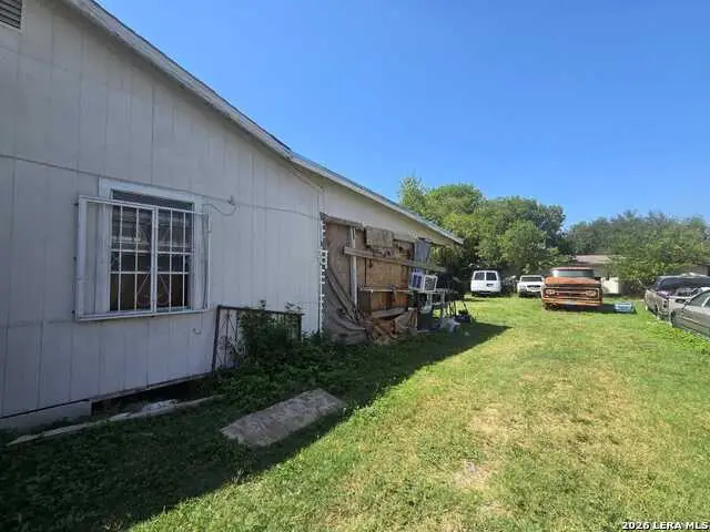 223 Prosperity Dr., San Antonio, TX 78237 - #3
