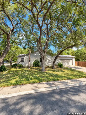 9334 Jorwoods Dr, San Antonio, TX 78250 - #2