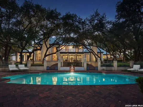 7 Lazy Hollow, San Antonio, TX 78230