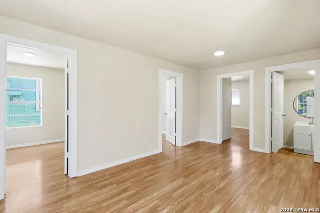 137 Brenner St, San Antonio, TX 78237 - #2
