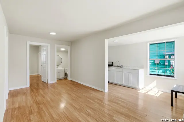 137 Brenner St, San Antonio, TX 78237 - #3