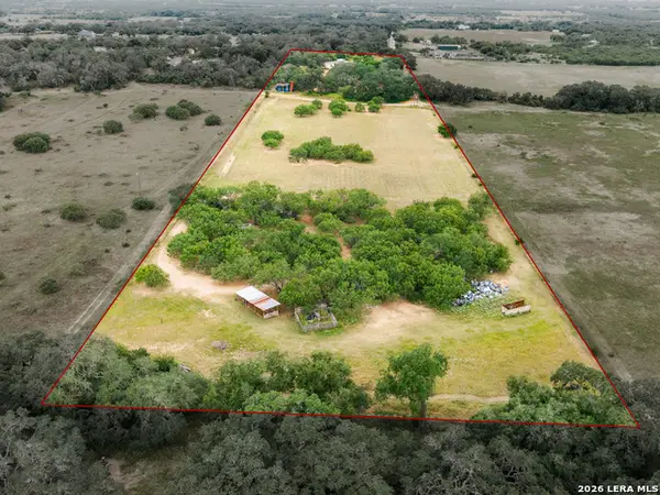 1470 Patton Rd, Somerset, TX 78069