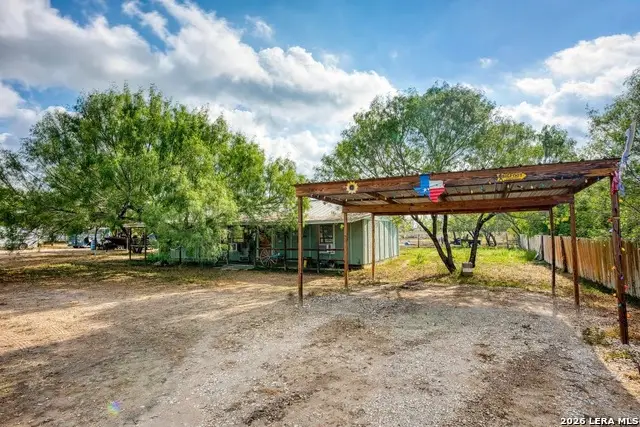 6820 Coughran Rd, Pleasanton, TX 78064 - #3