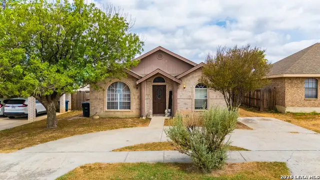 2219 Beverly Hills Blvd, Eagle Pass, TX 78852 - #1