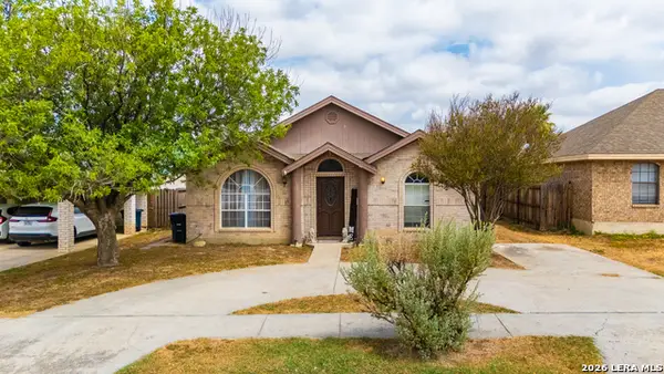 2219 Beverly Hills Blvd, Eagle Pass, TX 78852