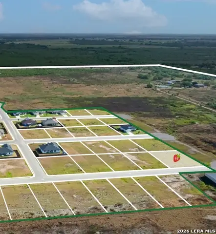133 Albion Ct, Poteet, TX 78065