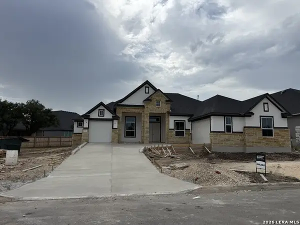 246 Raven Road, Castroville, TX 78009
