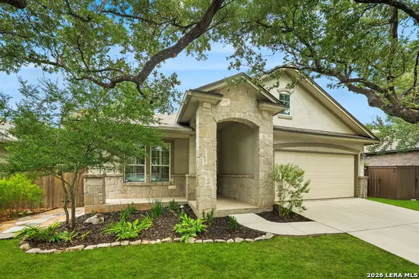 35 Amber Forest, Hollywood Park, TX 78232
