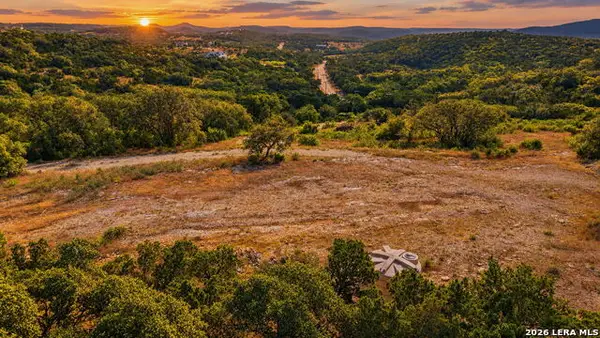 2040 Park Road 37, Helotes, TX 78023