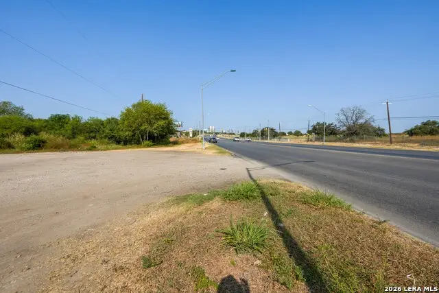 4654 W Military, San Antonio, TX 78242 - #2