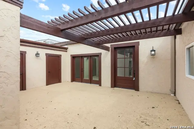 362 Englewood Dr, Kerrville, TX 78028 - #3