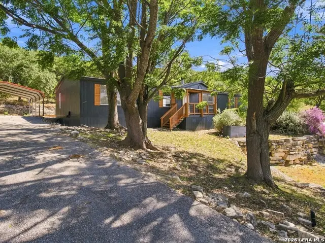 410 Duck Mountain Ln, Canyon Lake, TX 78133 - #1