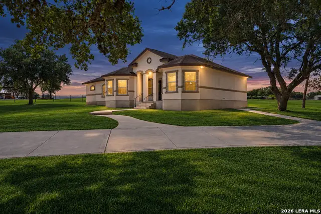 353 Big Oak Dr, Adkins, TX 78101 - #2