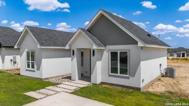 3127 Jacob Dr., Eagle Pass, TX 78852 - #3