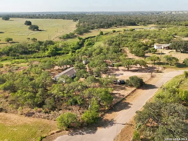 200 Lolita Dr, Lytle, TX 78052 - #3