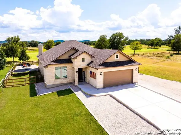 450 Spanish Grant, Bandera, TX 78003