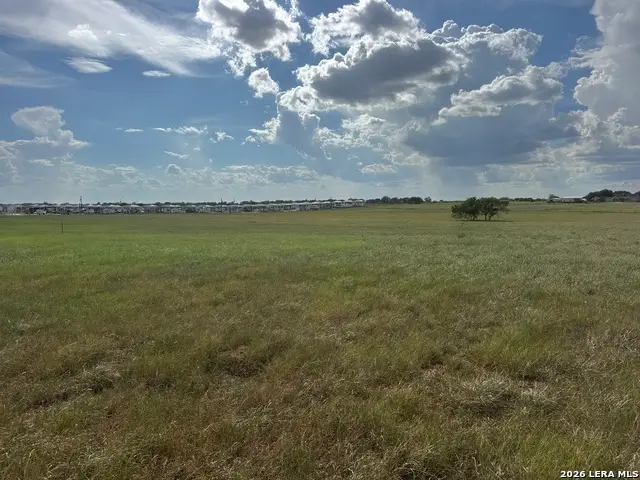1887 State Highway 97e, Floresville, TX 78114 - #2