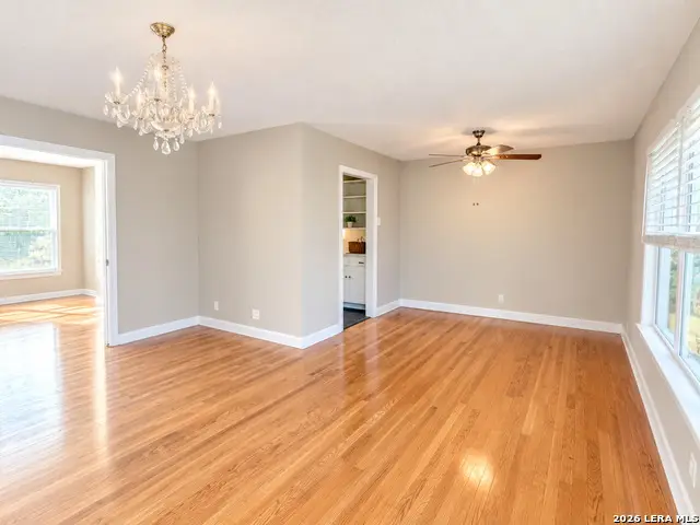 146 Ewing Pl, San Antonio, TX 78201 - #2