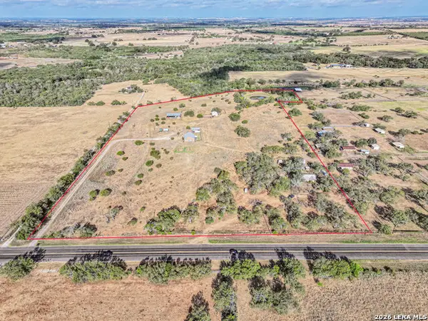 2211 E Fm 1518 S, St Hedwig, TX 78152