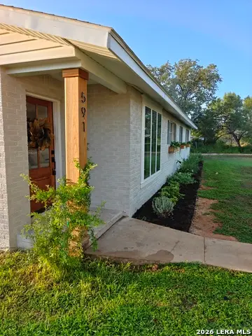 591 Couser Blvd, Charlotte, TX 78011 - #3