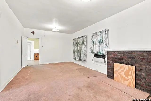 102 Haggin St, San Antonio, TX 78210 - #2