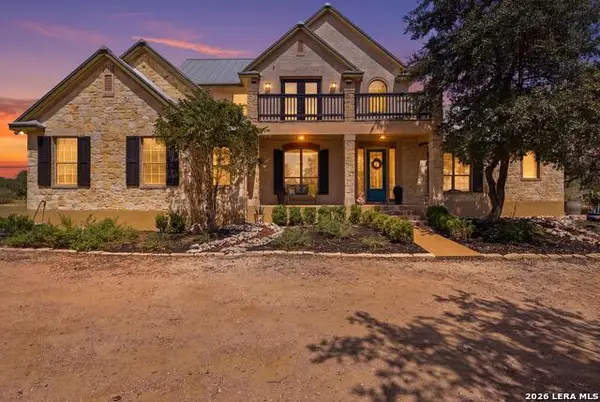 172 River Chase Dr, New Braunfels, TX 78132