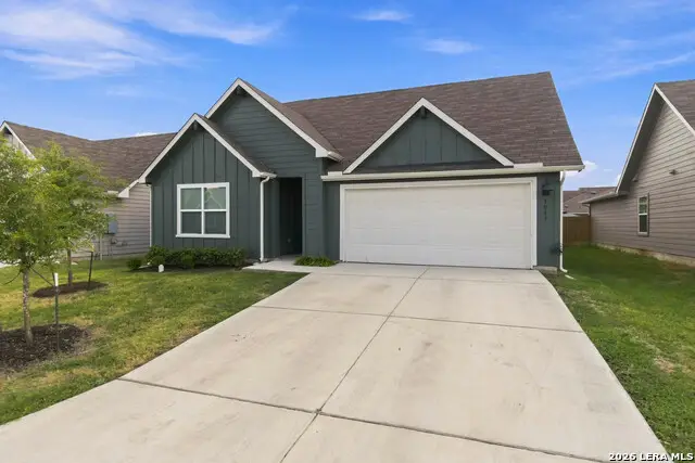 1017 Norway Dr, Seguin, TX 78155 - #1