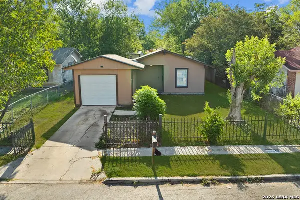 8314 Little Squaw St, San Antonio, TX 78242