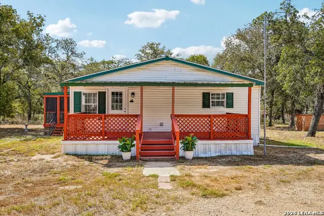 177 Longhorn Rd, Stockdale, TX 78160 - #2