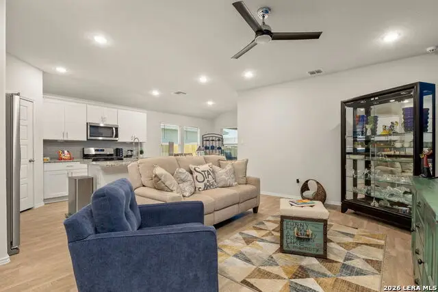 1666 Ruben Dr, New Braunfels, TX 78130 - #3