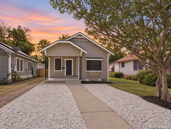 346 Thompson, San Antonio, TX 78225