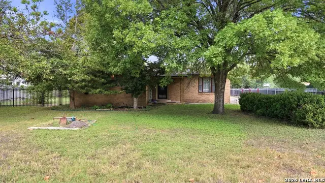 2246 Gruene Rd, New Braunfels, TX 78130 - #1