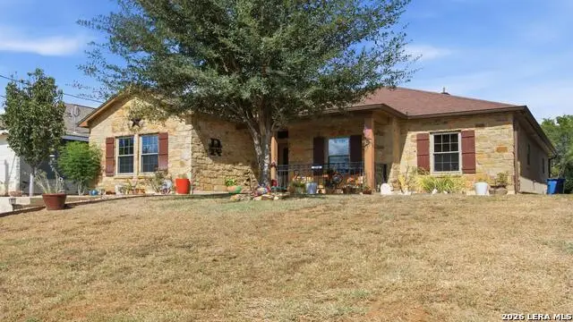 744 Crestview, Floresville, TX 78114 - #2