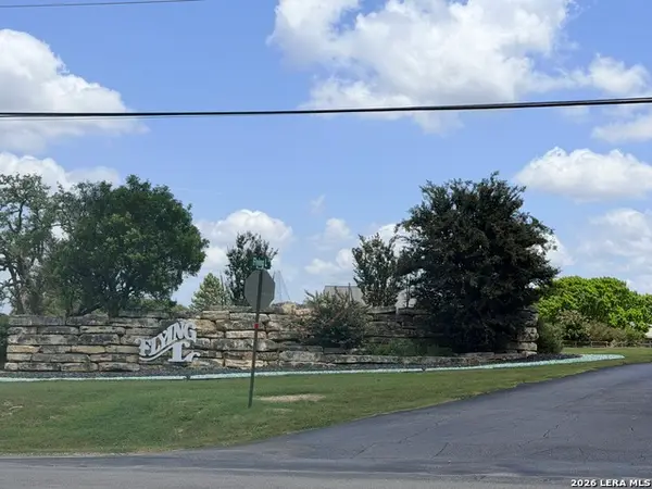 000 Airport, Bandera, TX 78003