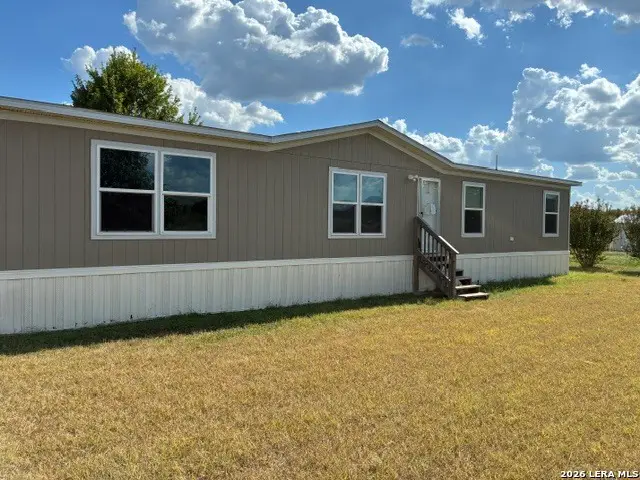 96 River Valley Rd, Rio Frio, TX 78879 - #1