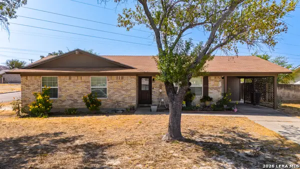 1248 Royal Crown, Eagle Pass, TX 78852