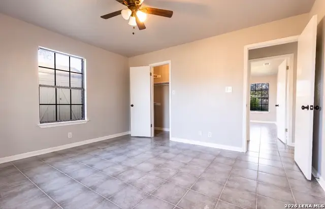 302 Bain Dr, Devine, TX 78016 - #3