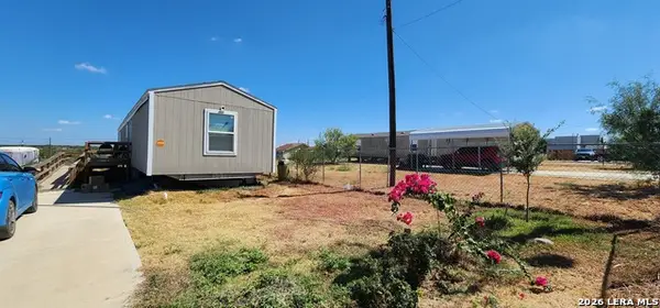 173 Pleasant, Eagle Pass, TX 78852