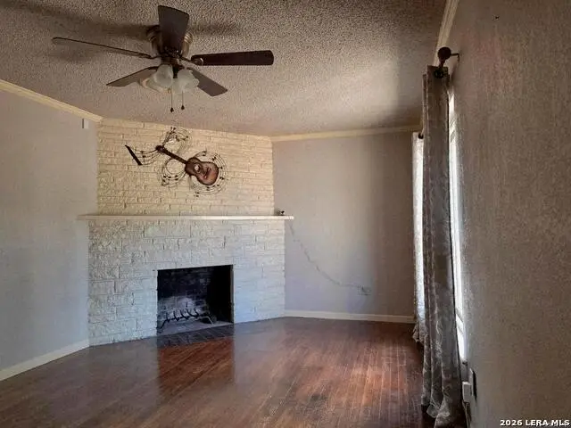807 Frio, Cotulla, TX 78014 - #2